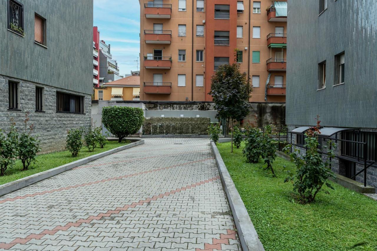 Duomo-Sesto M1 Relax Campari Wi-Fi & Netflix Apartment Sesto San Giovanni Ngoại thất bức ảnh